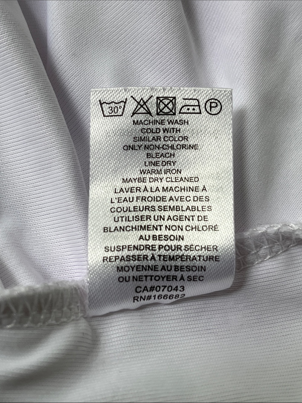 Tahari Modern Essentials Seamless Sleeveless Tank Top in White Women's Sz Small - Picture 9 of 9